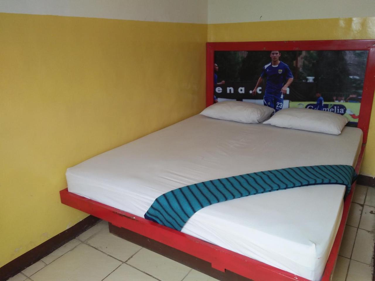 ホテルWisma Bintang Lima プカンバル エクステリア 写真